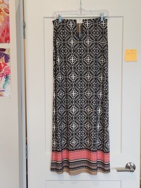NWT Mainstream Boutique Medium Juniper Geometric Print Boho Pull On Maxi Skirt